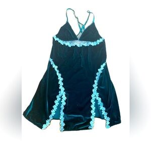 V E L V E T   V E L O U R E